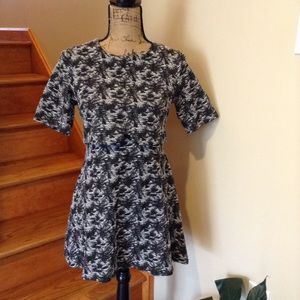 TOPSHOP adorable dress. Petite.